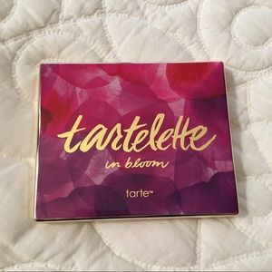 Tarte Tartelette in Bloom